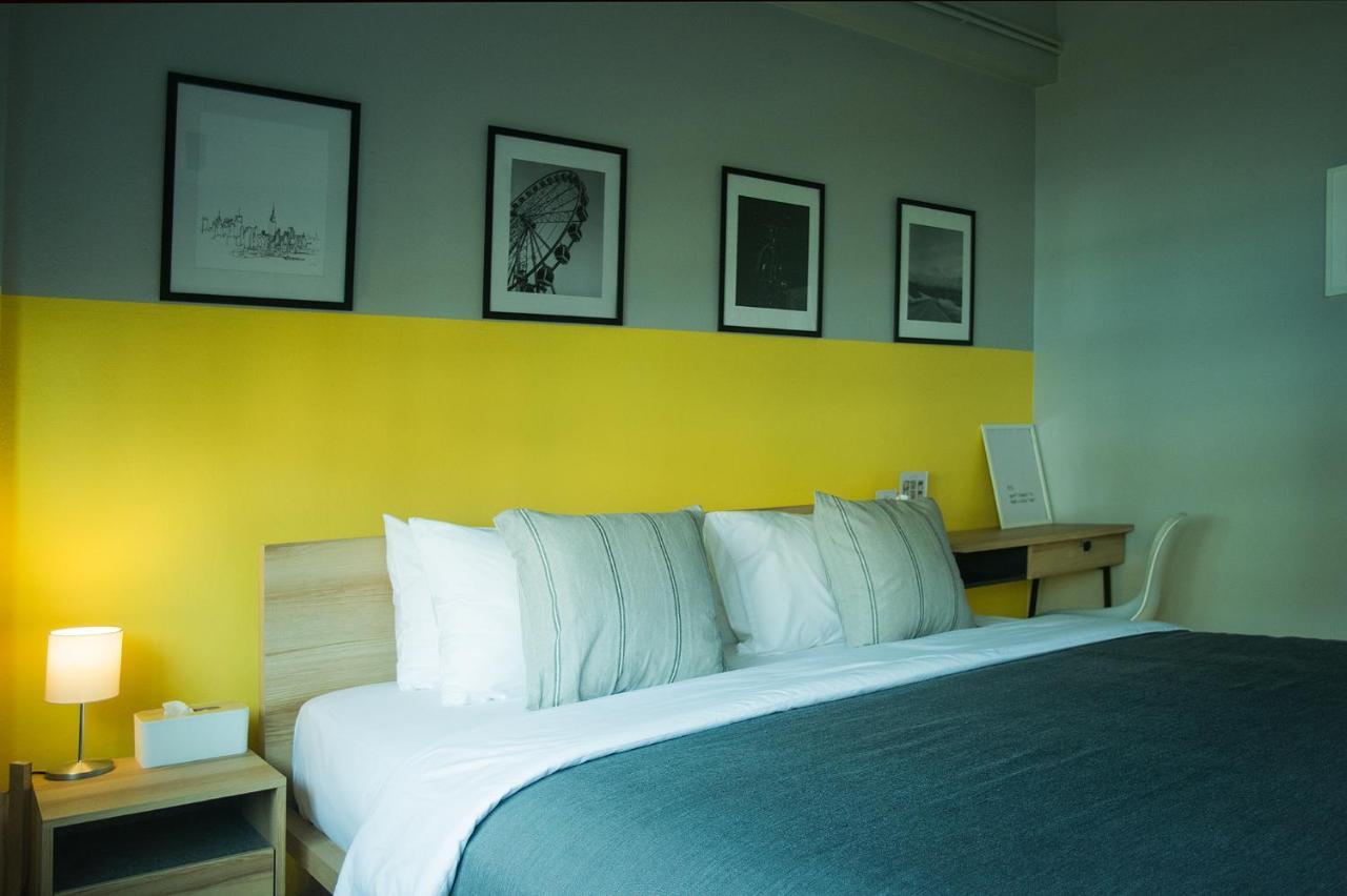 โรงแรม Into The Town 3*